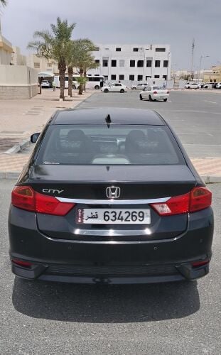 Honda City 2019. full option