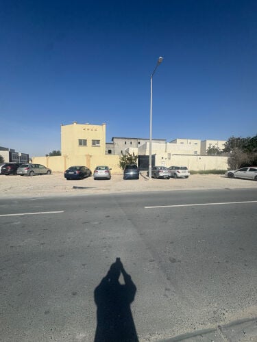 للبيع في اللقطه فيلا + بيت شعبي