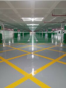 طلاء إيبوكسي وتسوية ذاتية