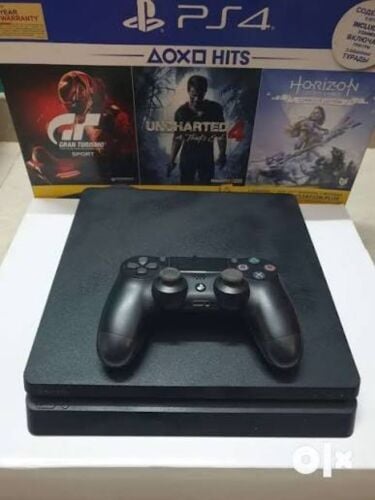 PS4 Slim 100% Work  1 hand 1CD