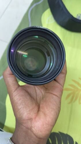 عدسة كانون 70-200