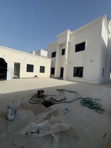 للبيع فلل راقيه في ام صلال علي