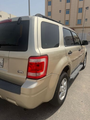 Ford ESCAPE-XLT
