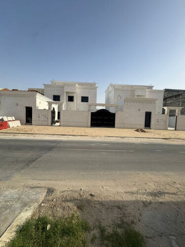 للبيع فلل جديده في ام صلال علي