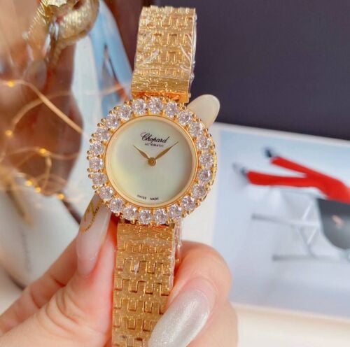 شوبارد ساعة السهرة الذهبية