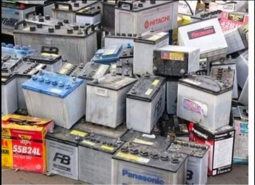 أشتري بطاريات السيارات المستعملة