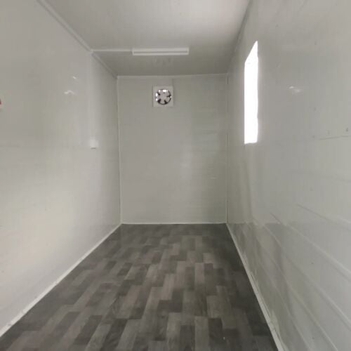 cabin kitchen toilet