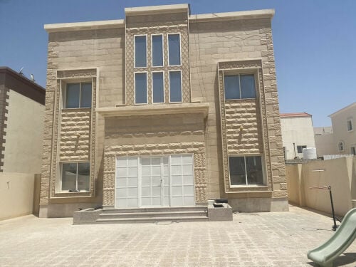 للبيع فيلا ام صلال على