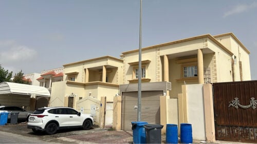 للبيع فيلل الصخامه