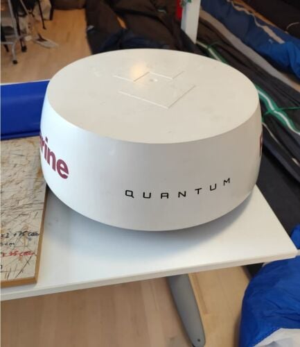 Quantum Radar Raymarine