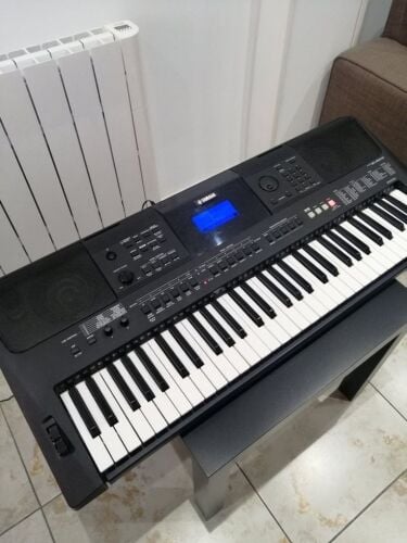 بيانو للبيع