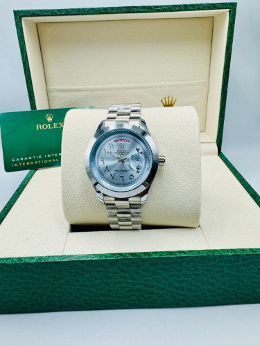 Rolex metal with Arabic numbers