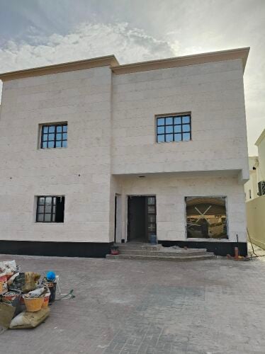 للبيع فيلا بالصخامه