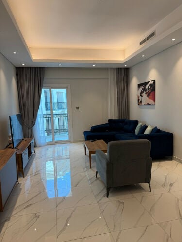 شقة واسعة مفروشة للايجار جاردينيو