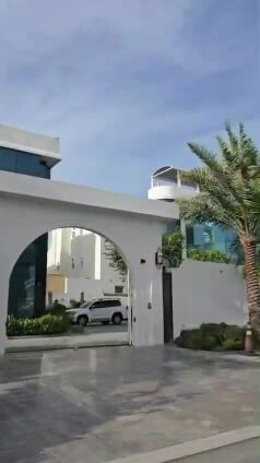 فرصة نادرة فيلا للبيع معيذر