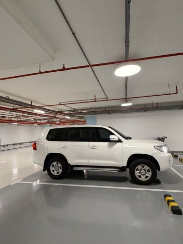 Land Cruiser G Standard White 2015