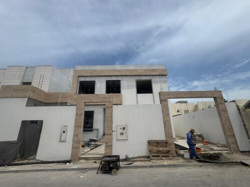 للبيع فيلل في الوكره