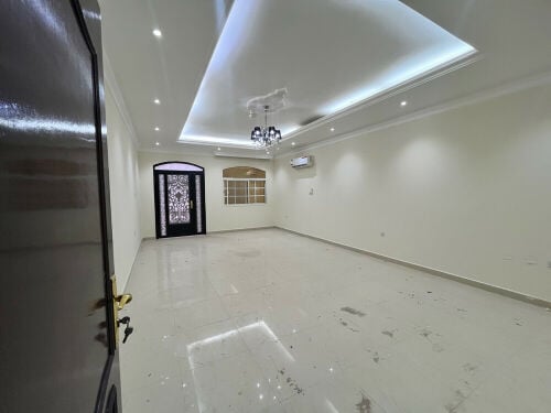 للايجار فيلا مستقلة بام صلال 