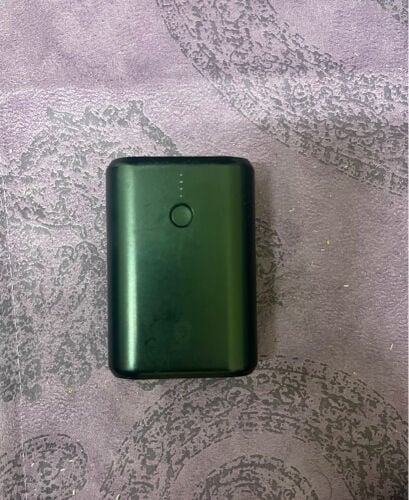 بنك طاقة بسعة ١٠٠٠٠ مللي أمبير