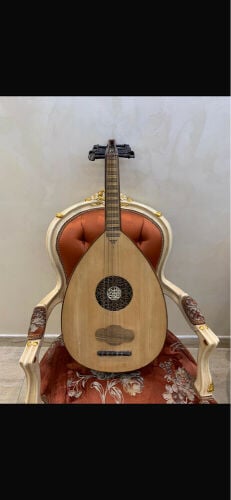 عود موسيقى 