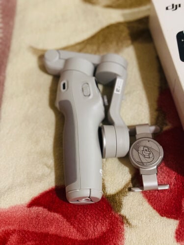 DJI OSMO MOBILE 7