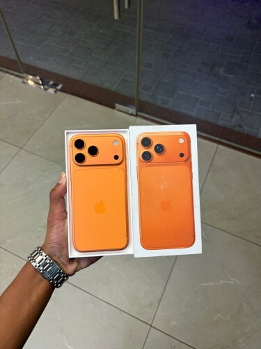 17 pro max 256  orange