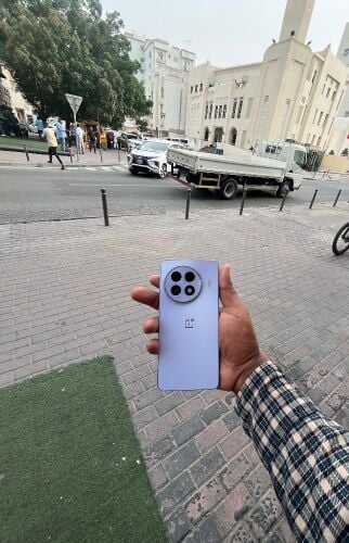 ون بلس إيس 5 برو الإصدار الخاص