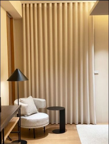 أقوم بتصنيع ستائر جديدة. سأقوم بأ