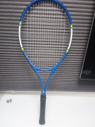 TENNIS RACKET UYTR