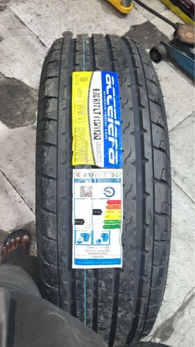 900-17 shahin new tyre 