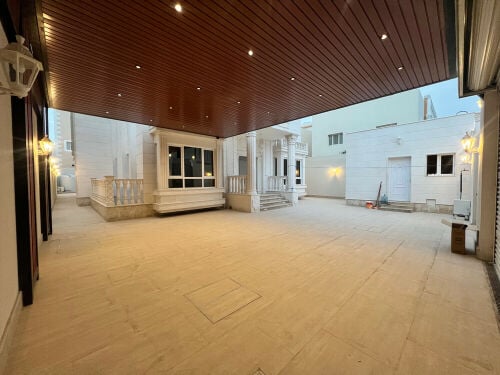 للإيجار فيلا الخيسه  اول ساكن 