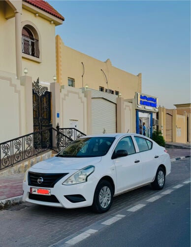 Nissan Sunny 2020