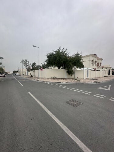 للبيع بيت شعبي بأرقي موقع بمعيذر
