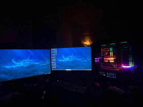 ultimate gaming pc and 2 screens