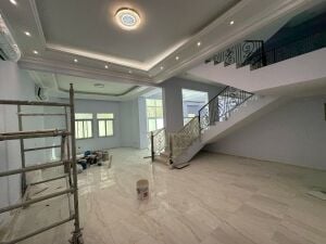 فيلا  12 غرفة  للإيجار للشركات