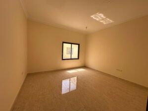 المطار القديم استدبو وغرفة صالة