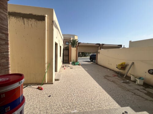 villa for rent in Um sellal 