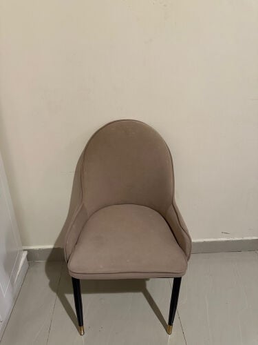 اتنين كرسي 