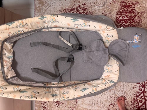 كرسي للأطفال من الولاده لين سنه م