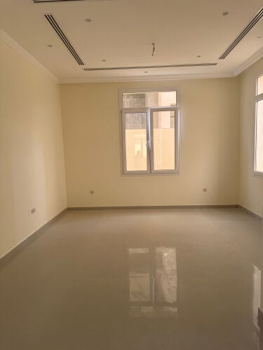 للاجار فيلا جديدة الوسيل ٨ غرف