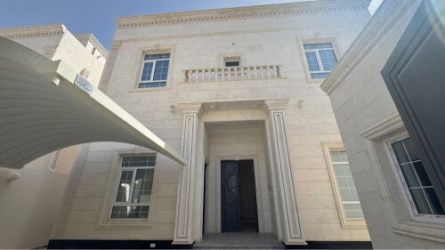 للايجار فيلا ف ام قرن جديده 