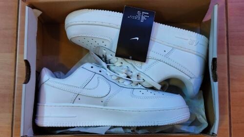 NIKE AIR FORCE 1