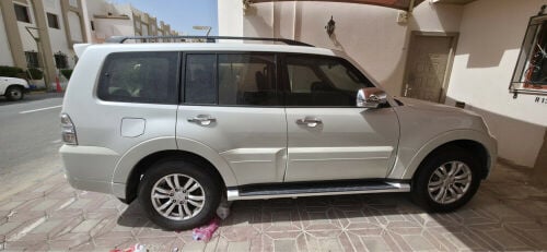 متسوبيشي باجيرو 3800