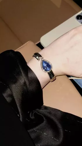 ساعة جوزفين إيغريت دمعه شوميه