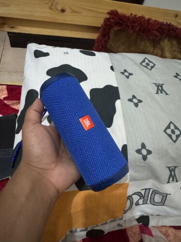 Jbl Flip 3 good condition 