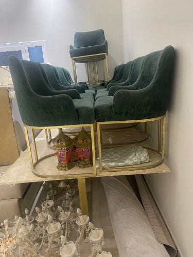 طاولة طعام حاله جيده