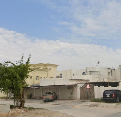 للبيع بيت شعبي ام صلال محمد 