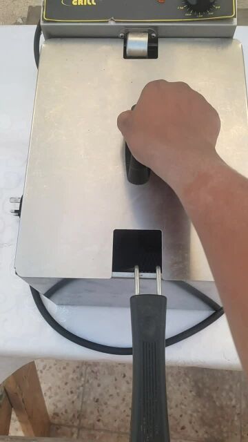 غلابة تعمل بالزيت