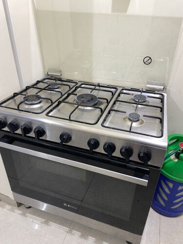 Bosch 5 burner gaz stove   