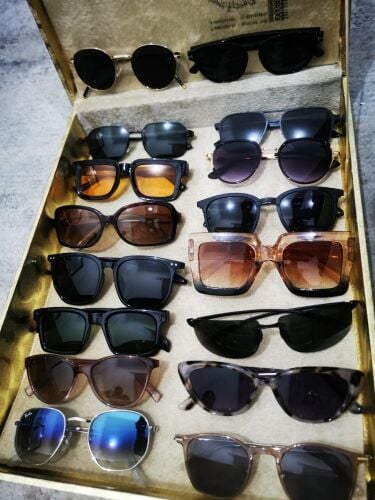 للبيع كامل علي 500 ريال فيهم اصلي